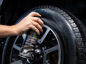 Чернение шин Meguiar's NXT Generation Insane Shine Tire Coating