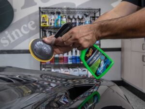 Набор для очистки кузова Meguiar's Hybrid Ceramic Quik Clay Kit