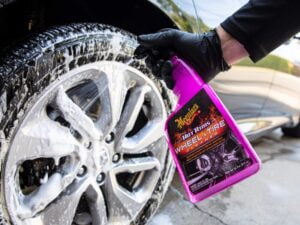 Очиститель колес Meguiar's Hot Rims Wheel & Tire Cleaner